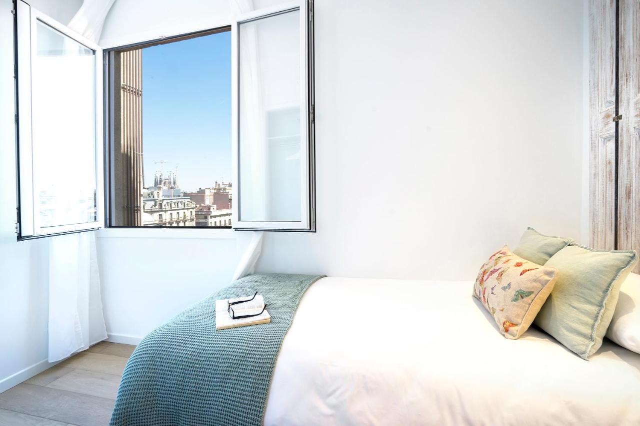Friendly Rentals Gran Via Barcelona Exterior photo