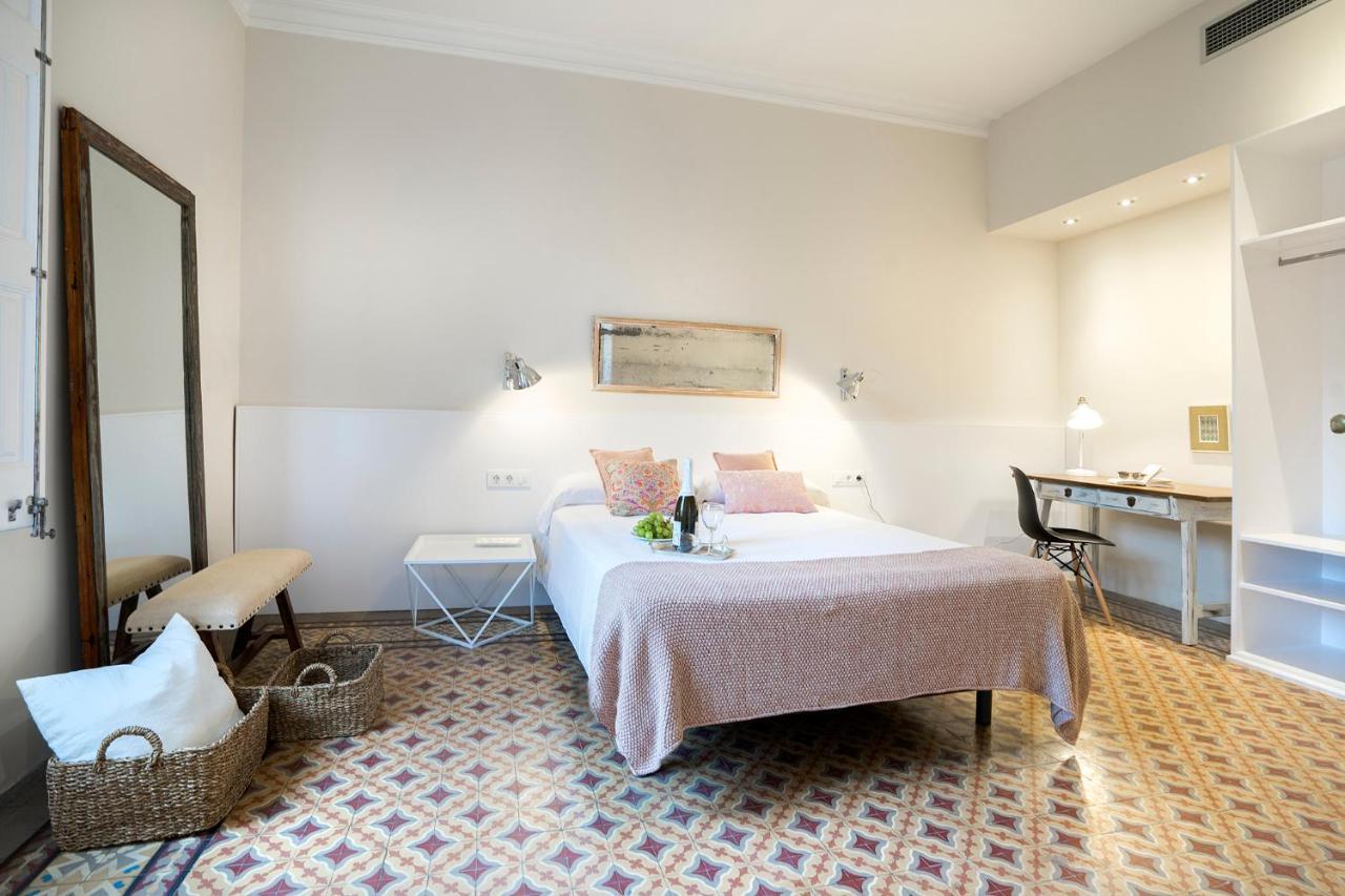 Friendly Rentals Gran Via Barcelona Exterior photo