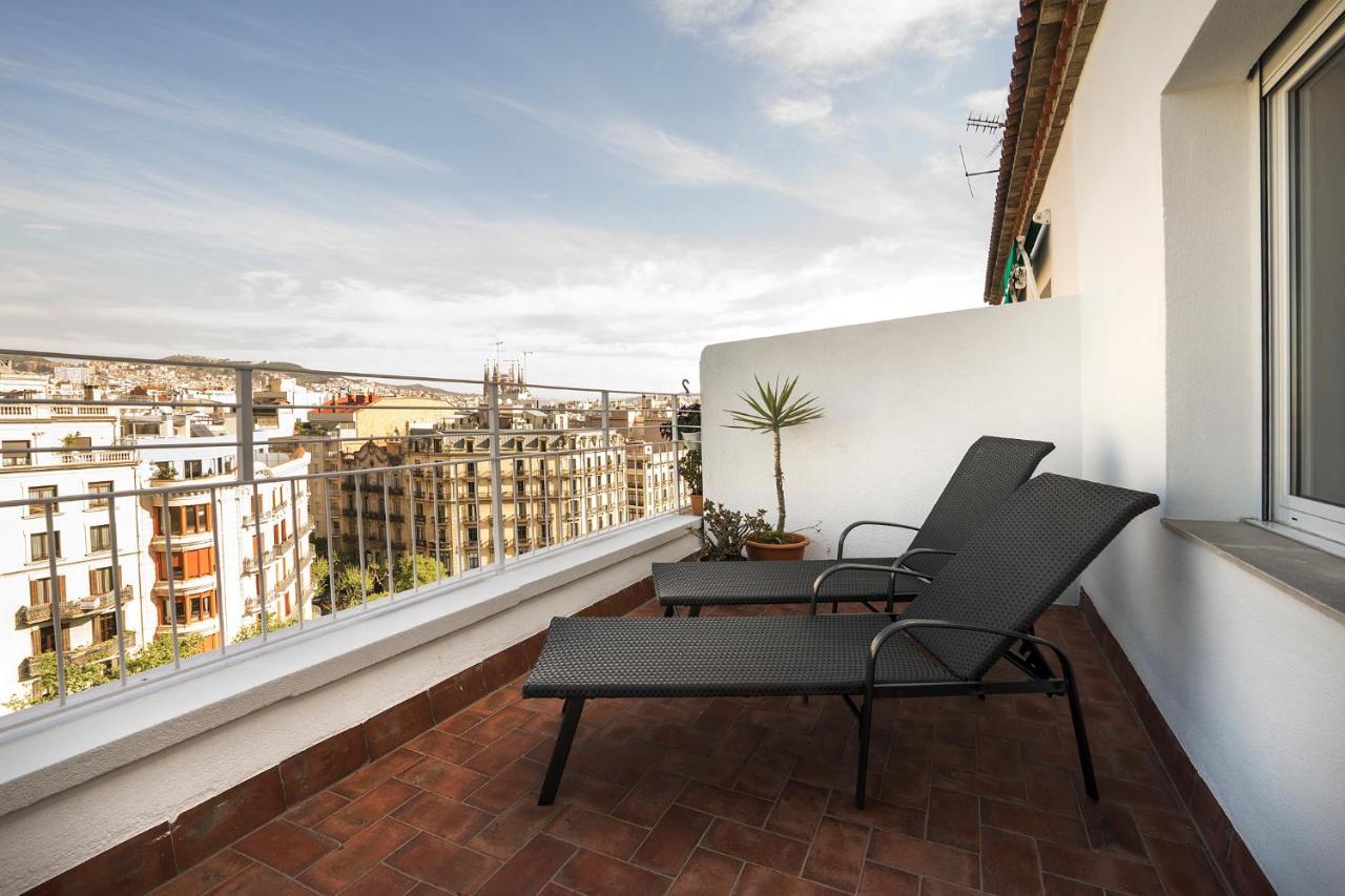 Friendly Rentals Gran Via Barcelona Exterior photo