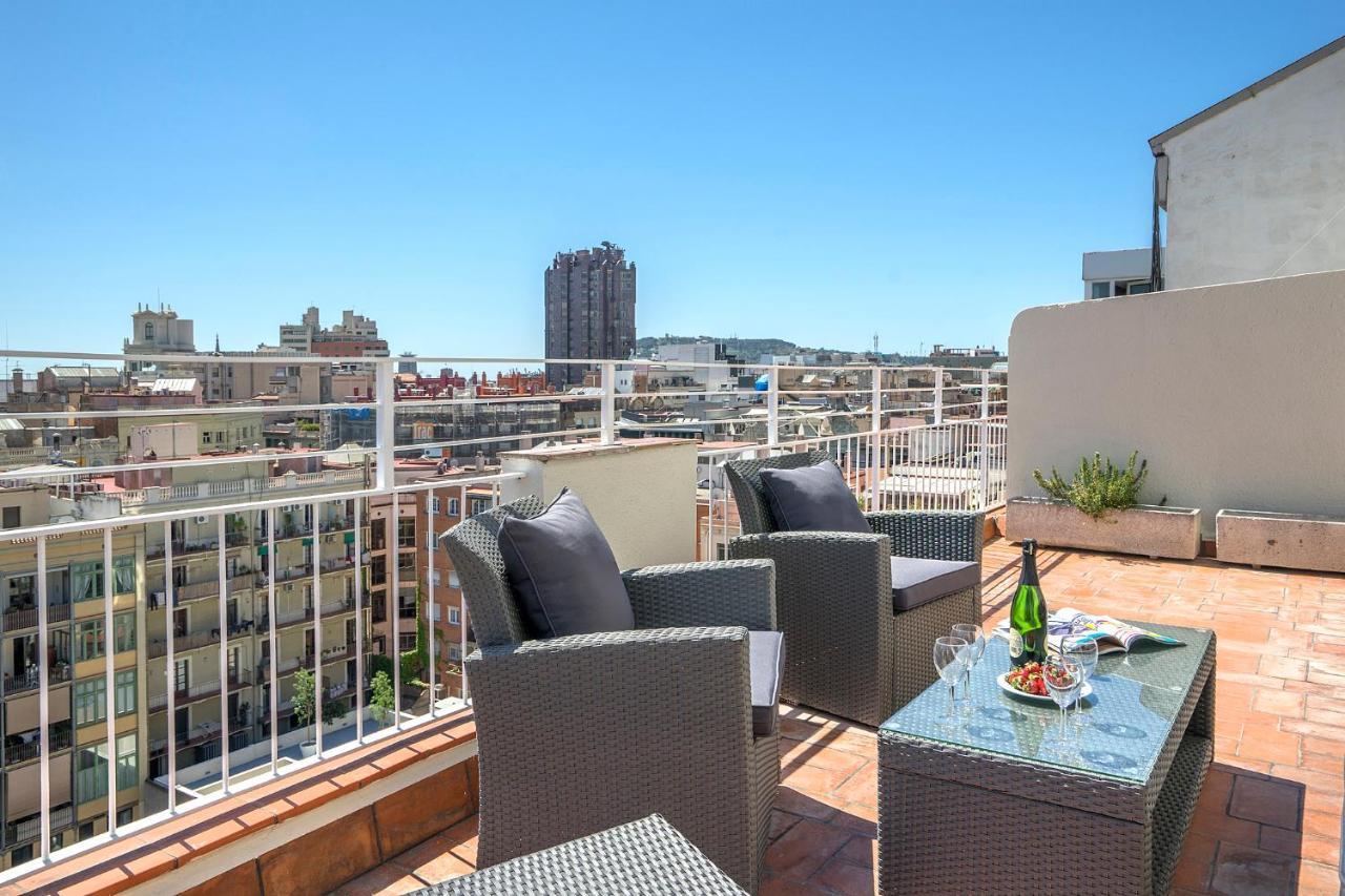 Friendly Rentals Gran Via Barcelona Exterior photo